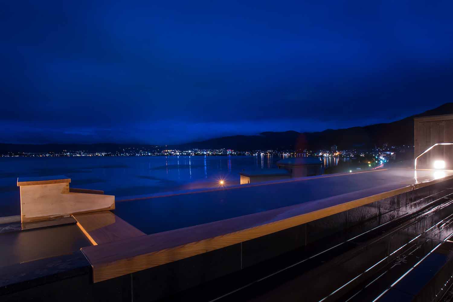 混浴展望露天風呂・夜景